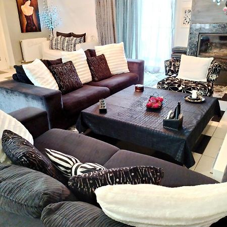 Greek Hospitality 2 Apartment Атина Екстериор снимка