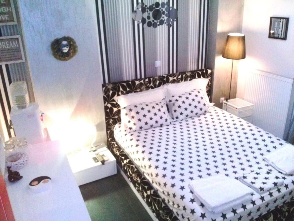 Greek Hospitality 2 Apartment Атина Екстериор снимка